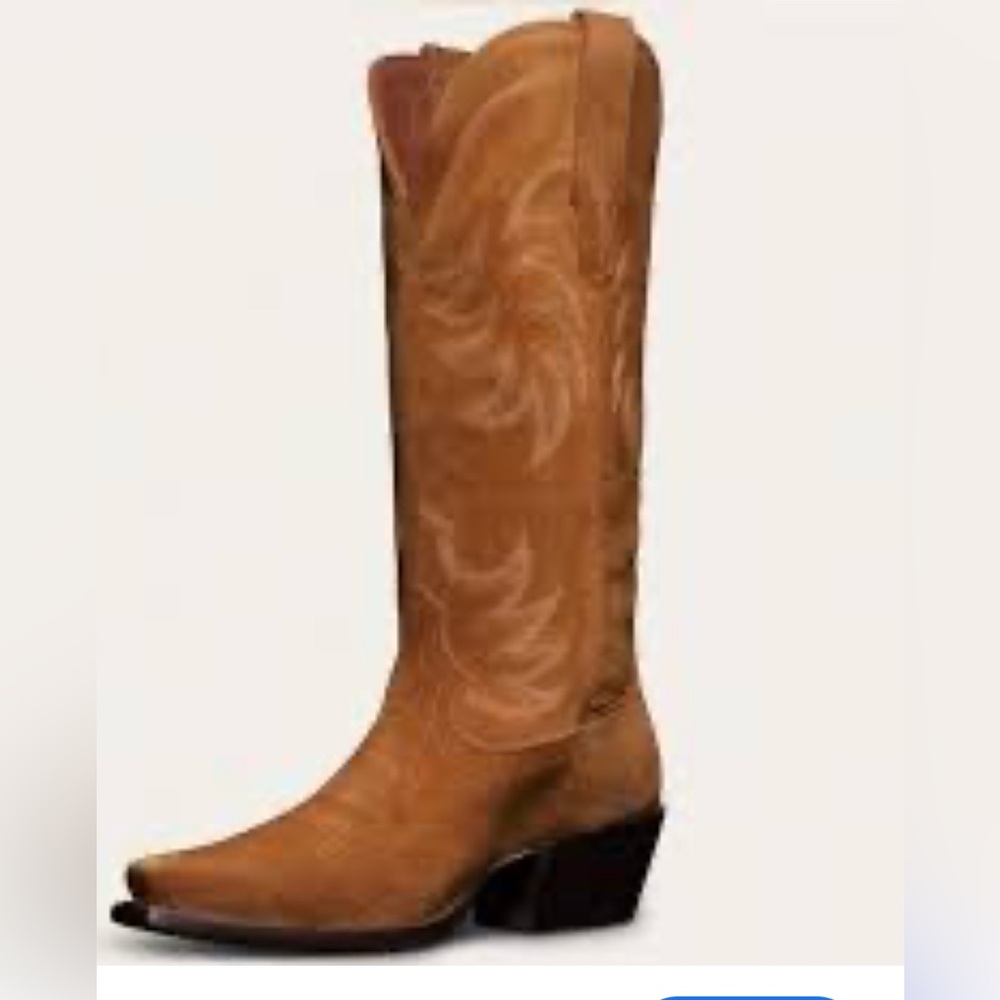 Tecovas Annie in Sienna Suede